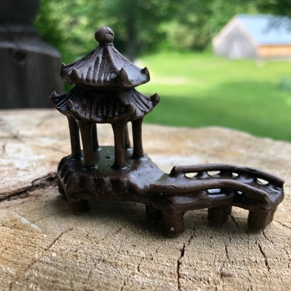 MINI Water Pavilion Plant Decoration - Picture 3 of 5